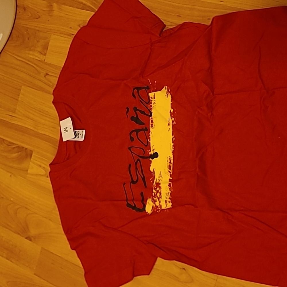 Red t-shirt